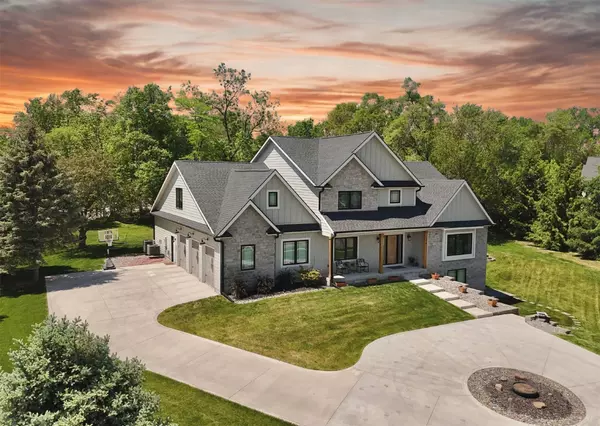 114 Tradition Drive, Polk City, IA 50226