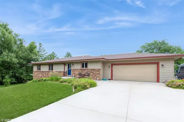 Ankeny, IA 50023,7169 NW 28th Street