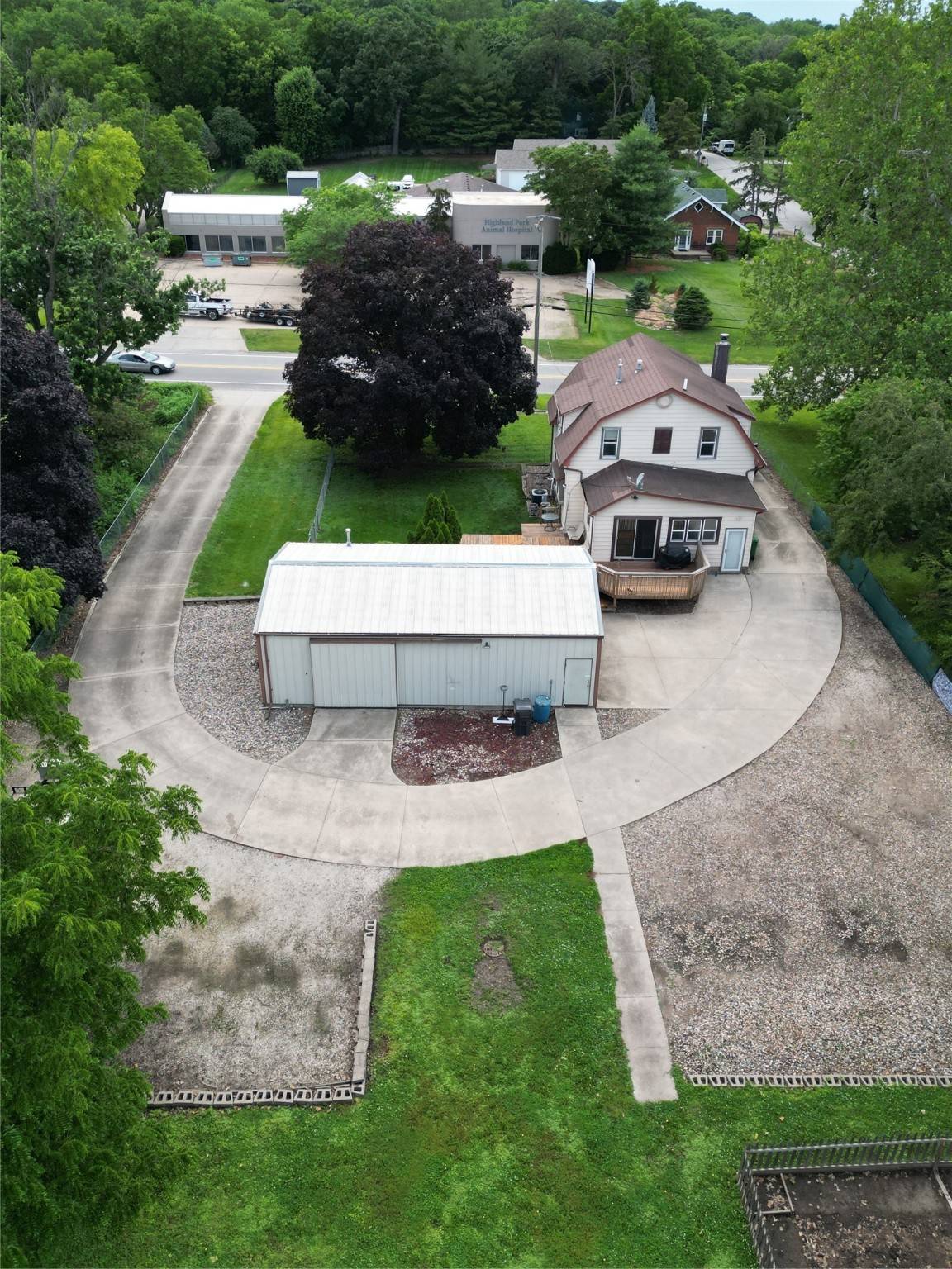 4275 NW 6th Drive, Des Moines, IA 50313