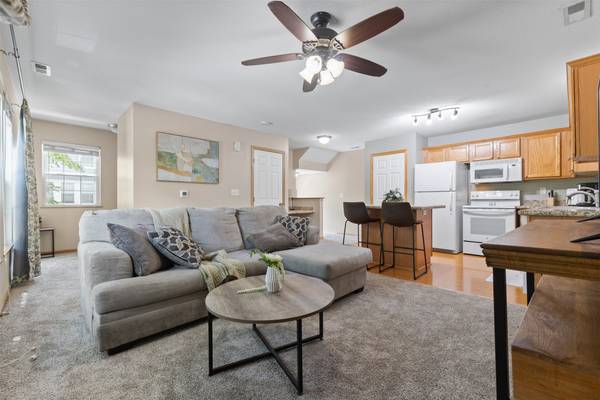 8302 Westown Parkway #8110, West Des Moines, IA 50266