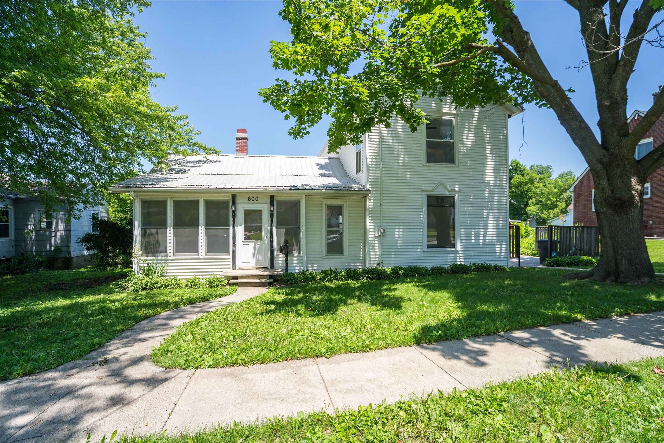 600 S 3rd Avenue W, Newton, IA 50208