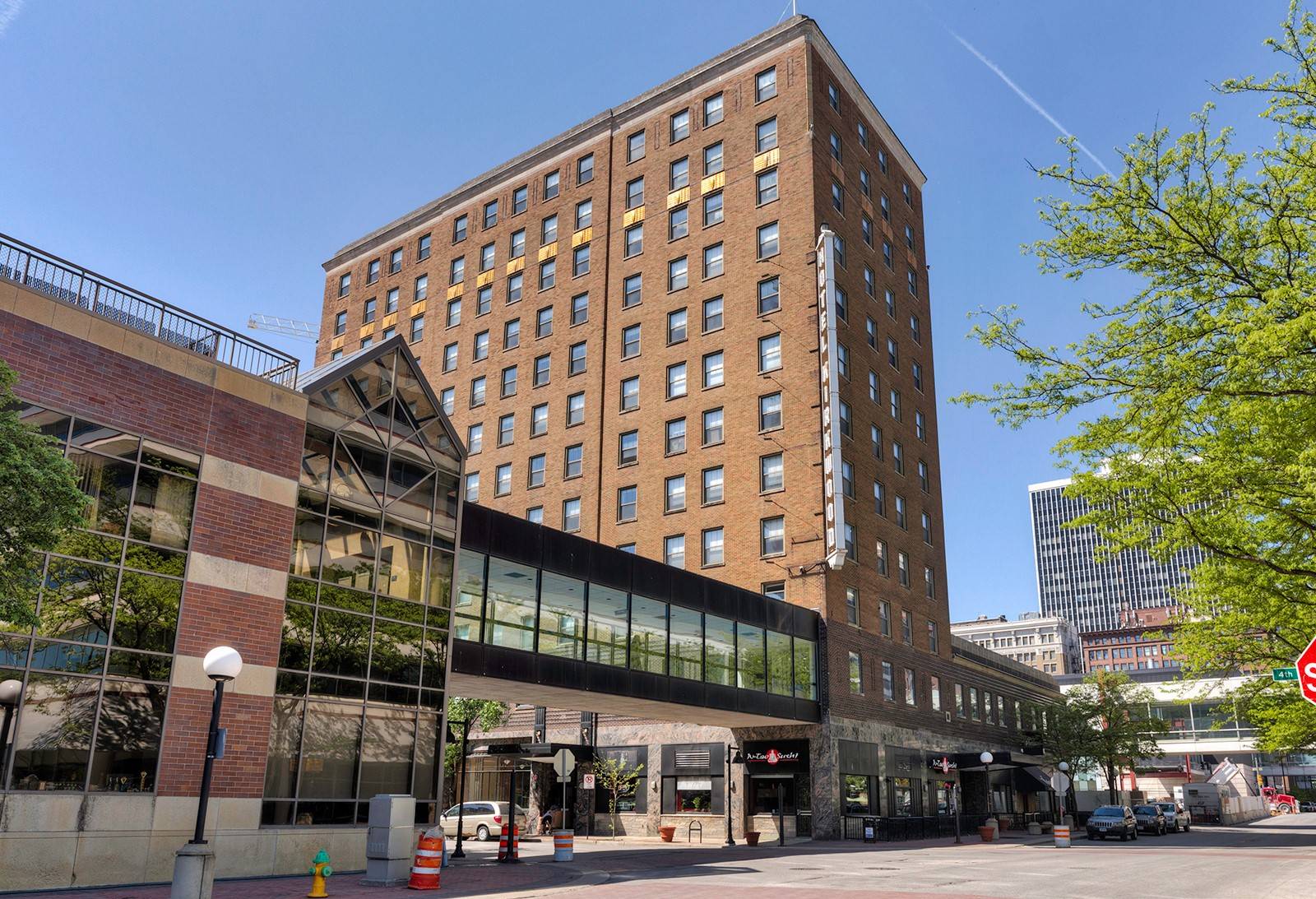 400 Walnut Street #901, Des Moines, IA 50309