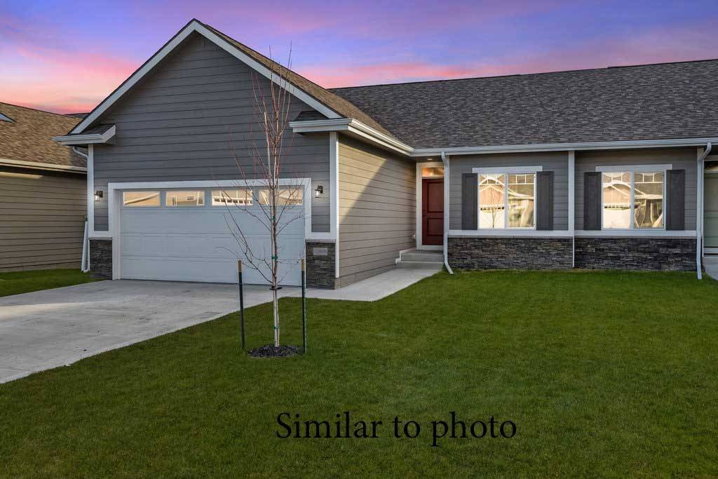103 N Oak Park Avenue #D, Colfax, IA 50054