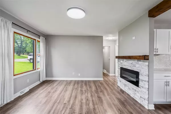 Des Moines, IA 50315,1115 E Herold Avenue