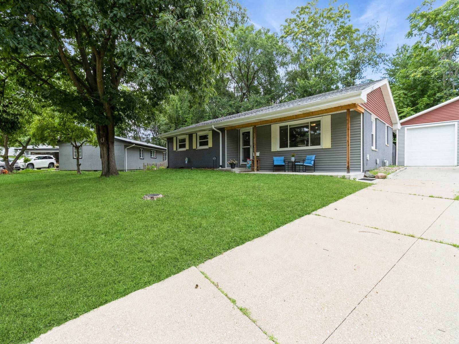 4905 SW 15th Street, Des Moines, IA 50315