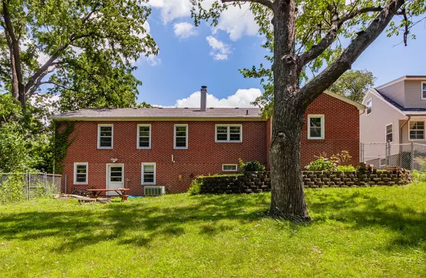 Des Moines, IA 50310,3020 30th Street