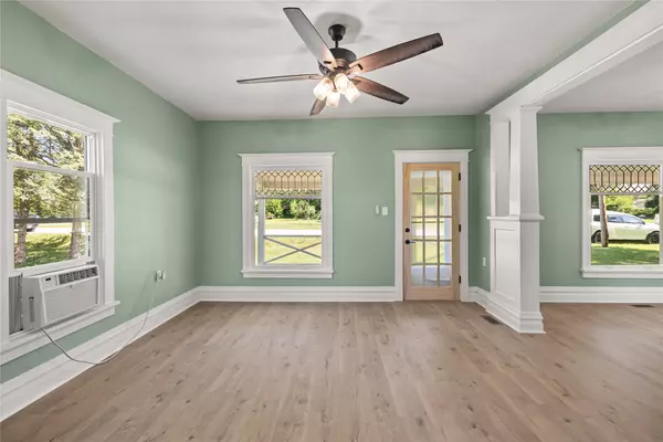 Pleasantville, IA 50225,23664 Indiana Street