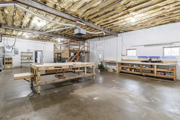 Marshalltown, IA 50158,1813 Wiese Garden Road