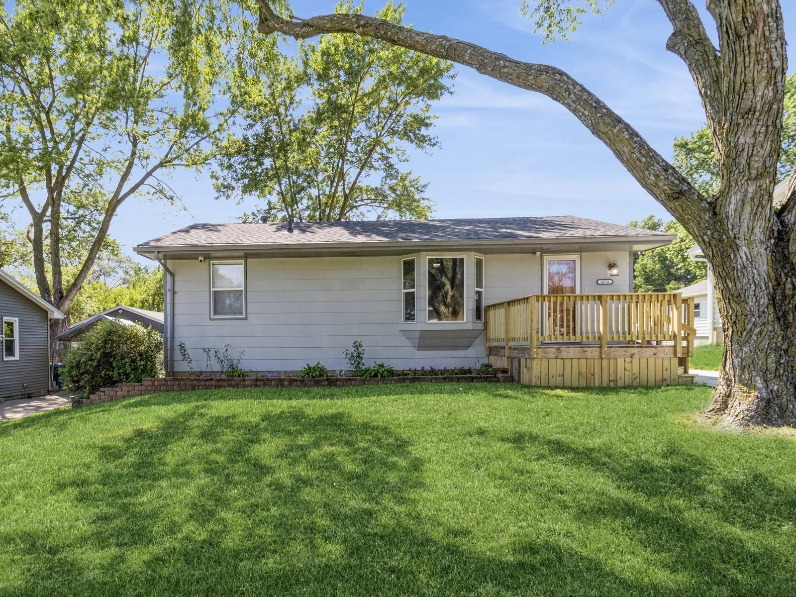 4518 SE 6th Street, Des Moines, IA 50315