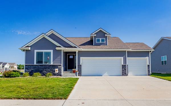 802 NE Elm Street, Elkhart, IA 50073