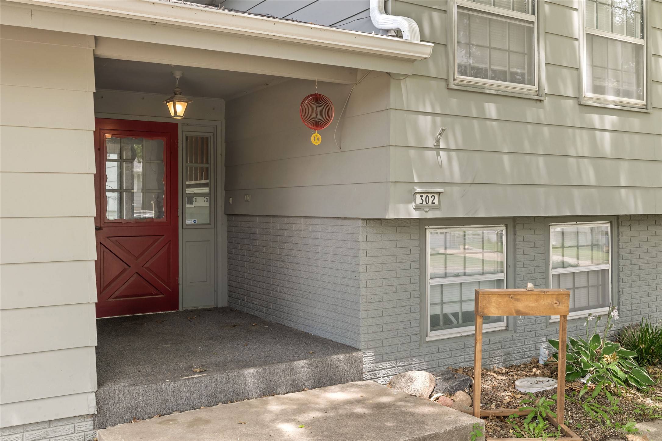 Marshalltown, IA 50158,302 Newcastle Road