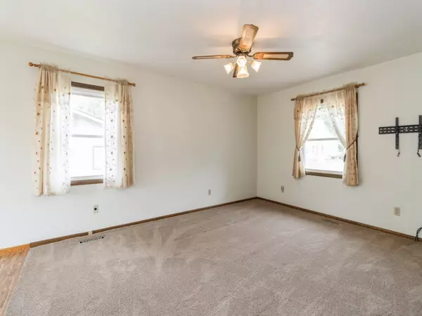 Albia, IA 52531,1122 E Avenue E