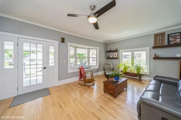 Ankeny, IA 50023,114 SW Pleasant Street
