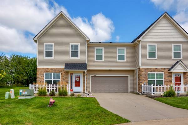 3018 SE Glenstone Drive, Grimes, IA 50111