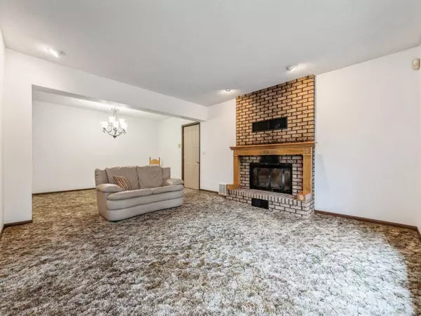 Pleasantville, IA 50225,1095 30th Place