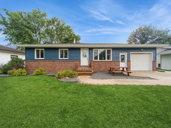 605 S Norris Street, Prairie City, IA 50228