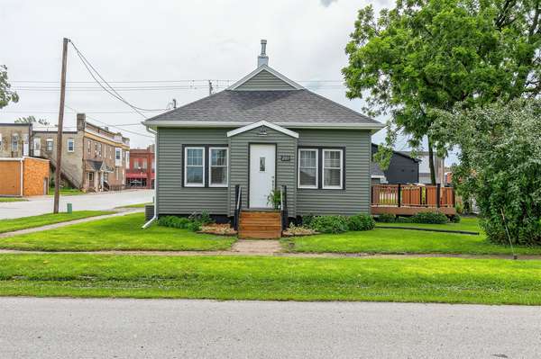 201 Walnut Avenue, Woodward, IA 50276