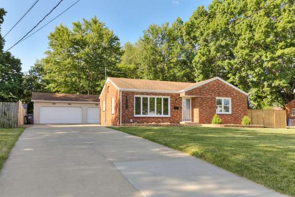 1808 Payton Avenue, Des Moines, IA 50315