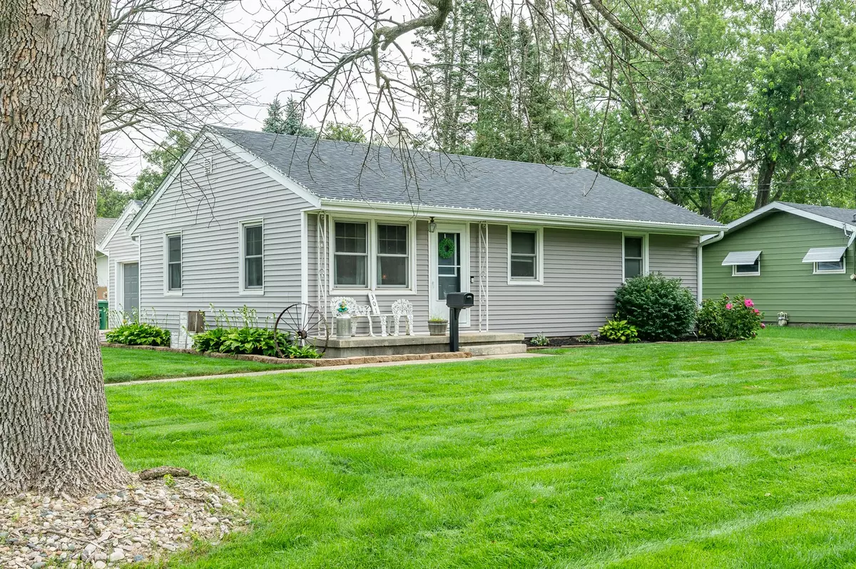 Altoona, IA 50009,301 5th Street Place SE