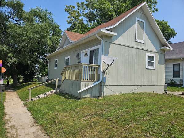 Des Moines, IA 50314,1503 13th Street