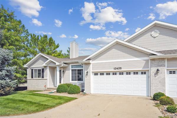 12425 Douglas Parkway, Urbandale, IA 50323