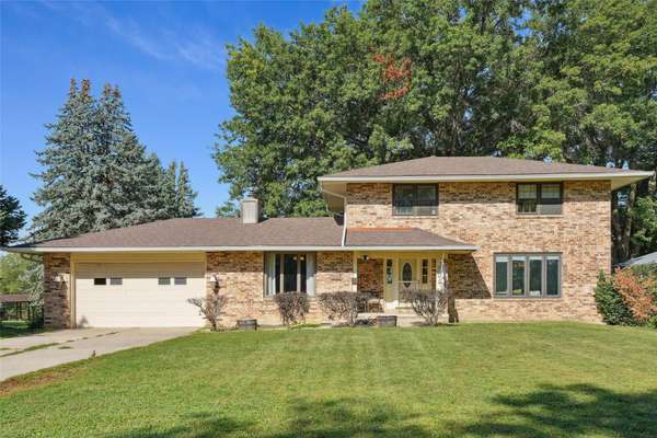 301 N Kenwood Boulevard, Indianola, IA 50125