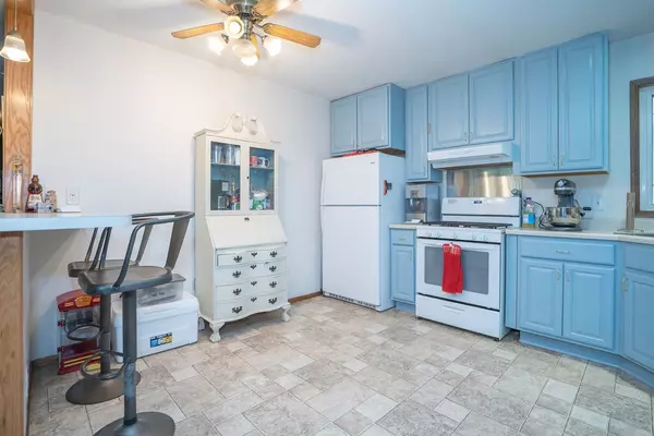 Marshalltown, IA 50158,611 Garland Drive