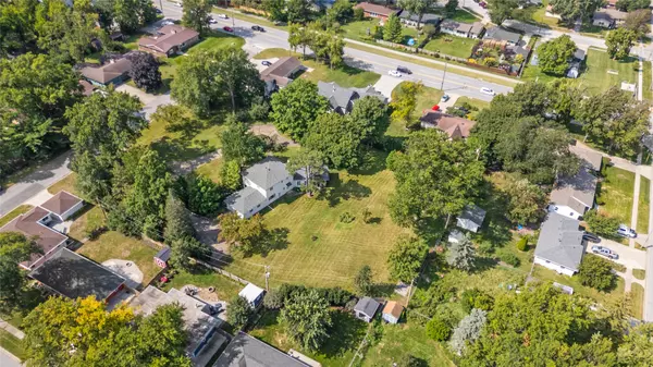 Ames, IA 50010,619 18th Street