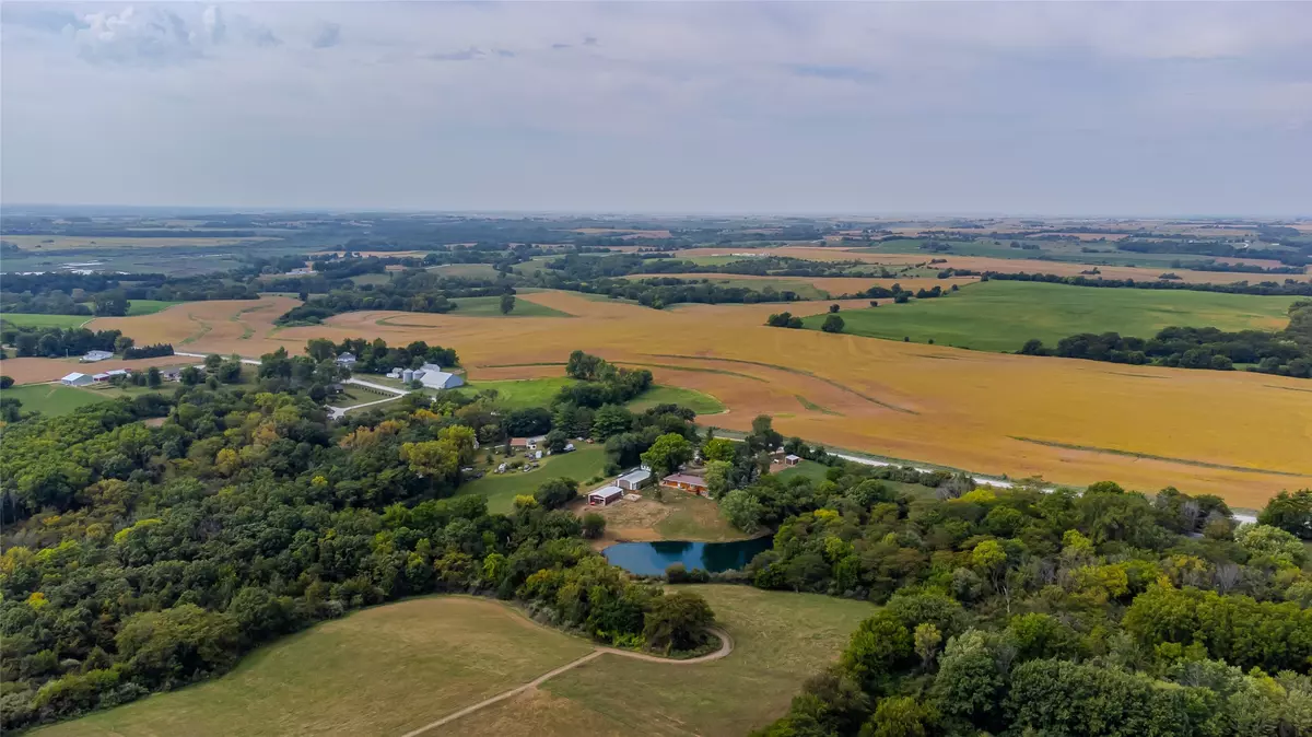 Knoxville, IA 50138,1048 112th Avenue