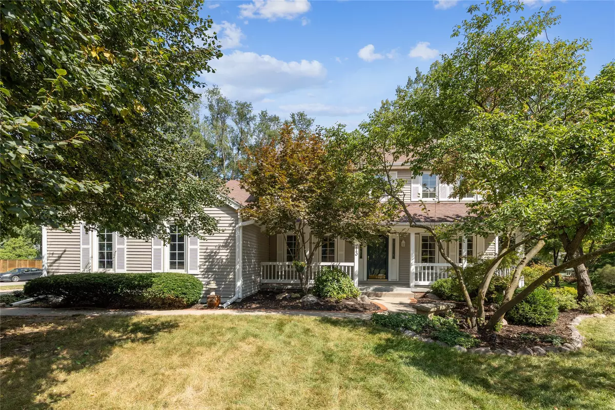 West Des Moines, IA 50266,813 56th Street