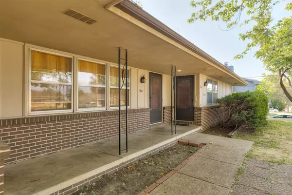 Clive, IA 50325,1515 NW 81st Street