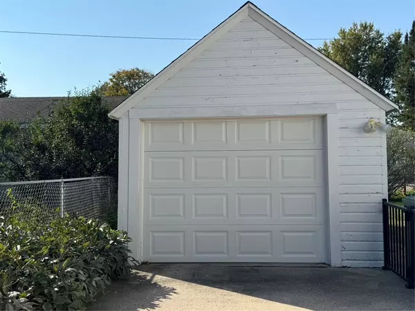 Jefferson, IA 50129,603 W State Street