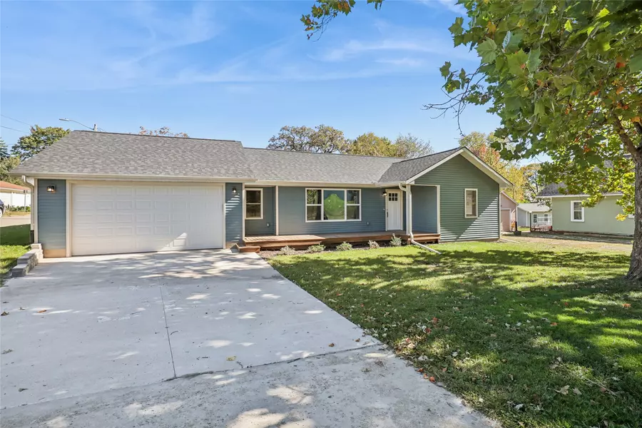 1218 1st Street, Redfield, IA 50233