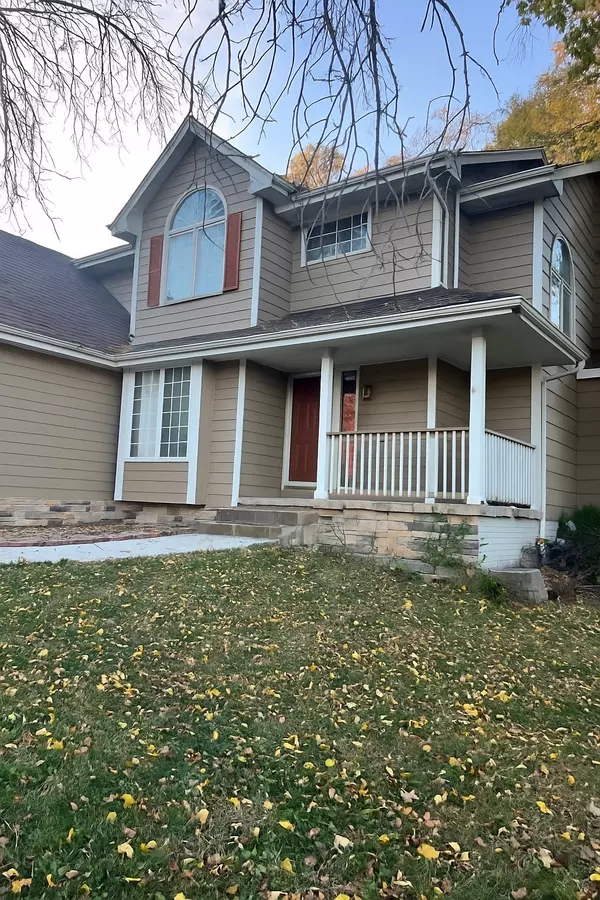 Urbandale, IA 50322,6909 Deerview Drive