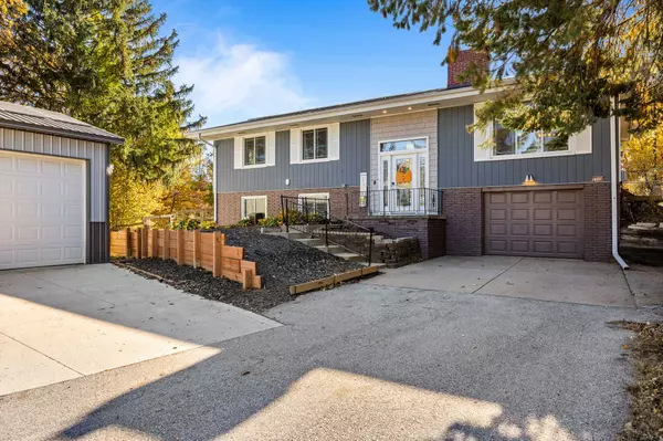 5324 NW 78th Court, Johnston, IA 50131