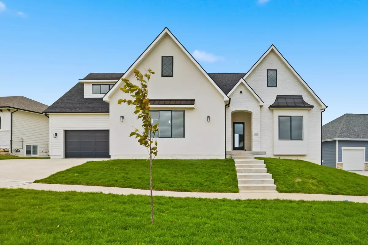 Clive, IA 50325,3945 Westgate Parkway