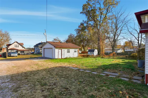 Des Moines, IA 50316,1225 E 13th Street