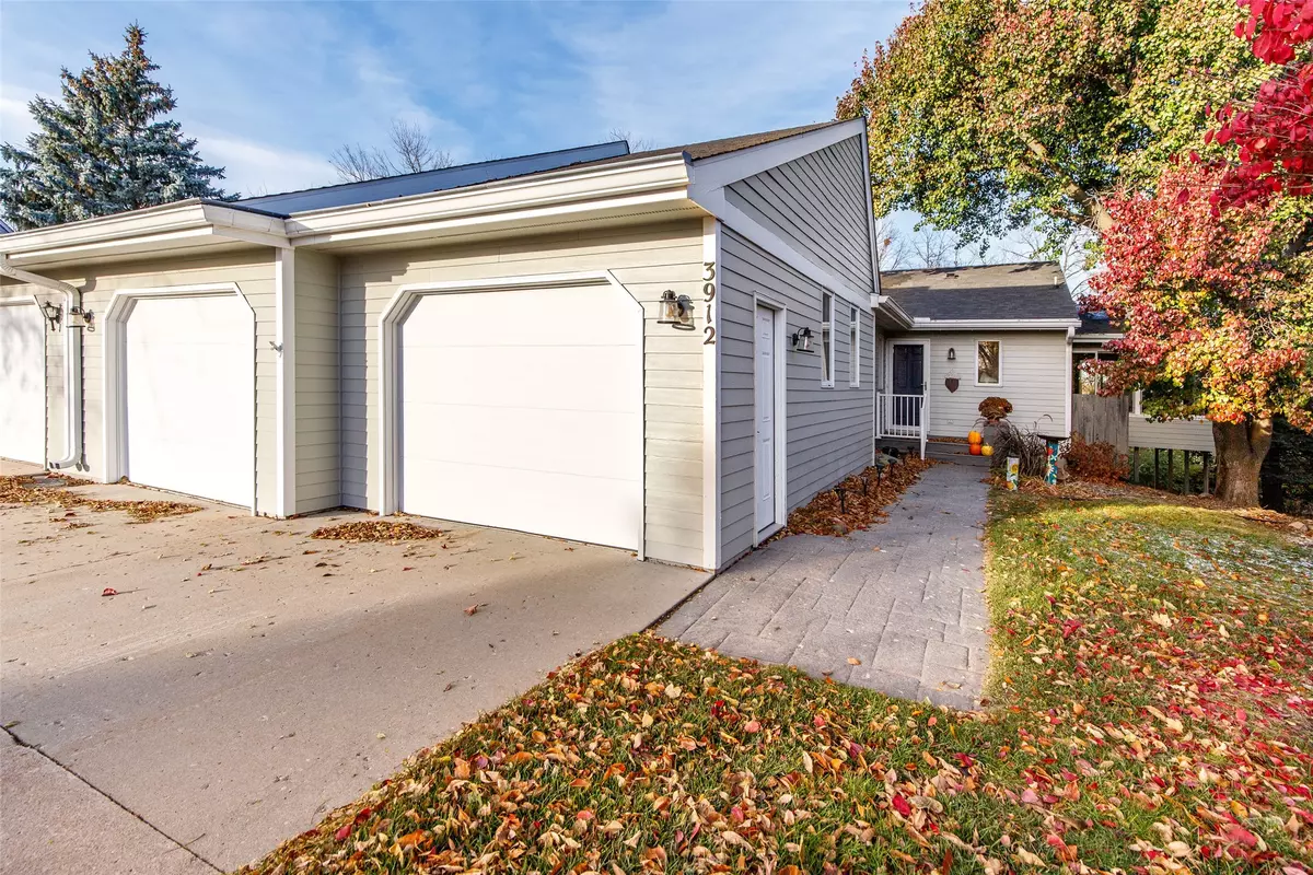 Ames, IA 50010,3912 Stone Brooke Circle