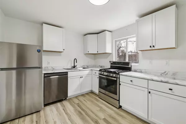 Knoxville, IA 50138,1784 B Avenue