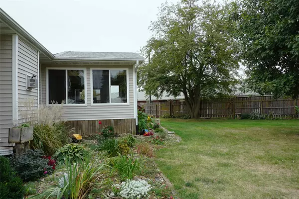 Winterset, IA 50273,324 S 10th Avenue