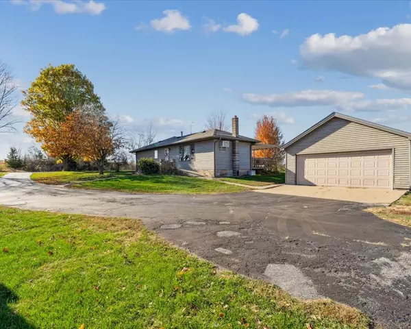 Knoxville, IA 50138,2307 E Pleasant Street