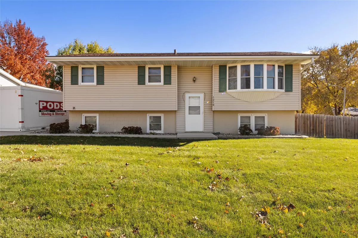Norwalk, IA 50211,1210 Meadow Drive