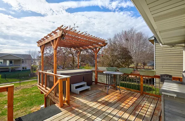 West Des Moines, IA 50265,3442 Glenwood Drive