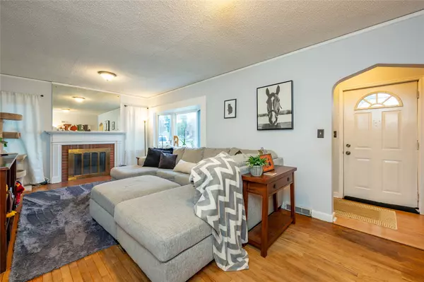 Urbandale, IA 50322,3909 68th Street