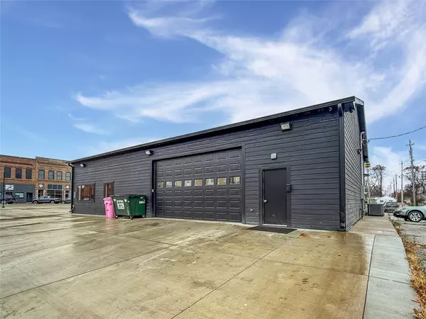 Woodward, IA 50276,204 S Main Street