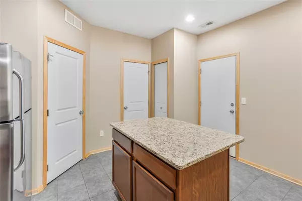 West Des Moines, IA 50266,560 85th Street