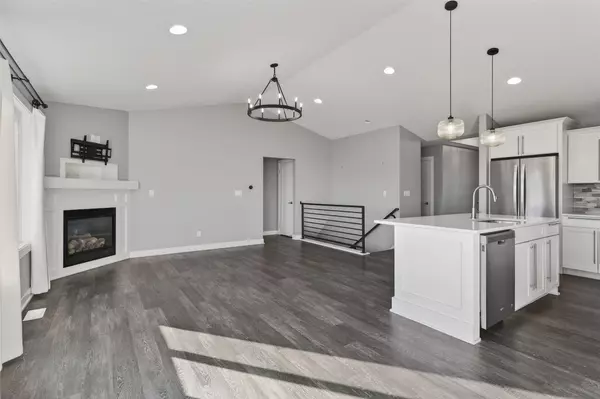 Des Moines, IA 50317,2609 E 48th Street