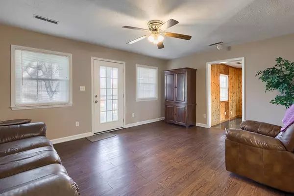 Lewisport, KY 42351,10015 Hwy 1389