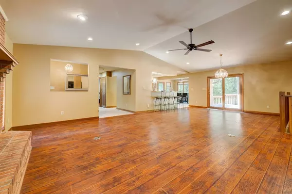 Owensboro, KY 42303,2734 Timberline Dr