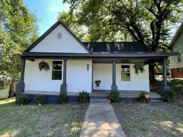 202 Harmon St, Providence, KY 42450